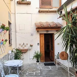  Appartamento Casa Romantica Vicino Al Centro Di